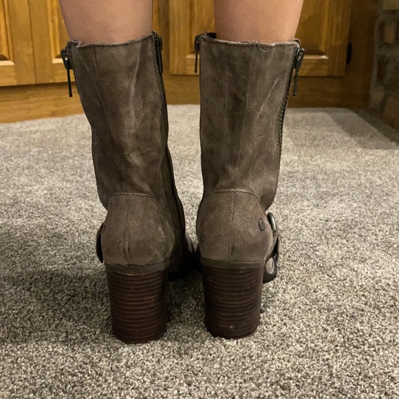 Born Distressed Leather Boots - Picture 4 of 5